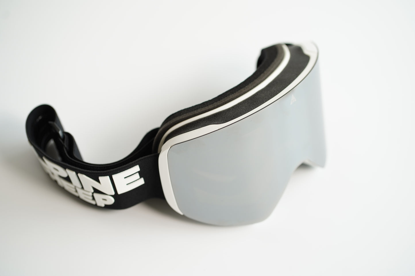 Ski and Snowboard Goggles + Two Magnetic Lenses