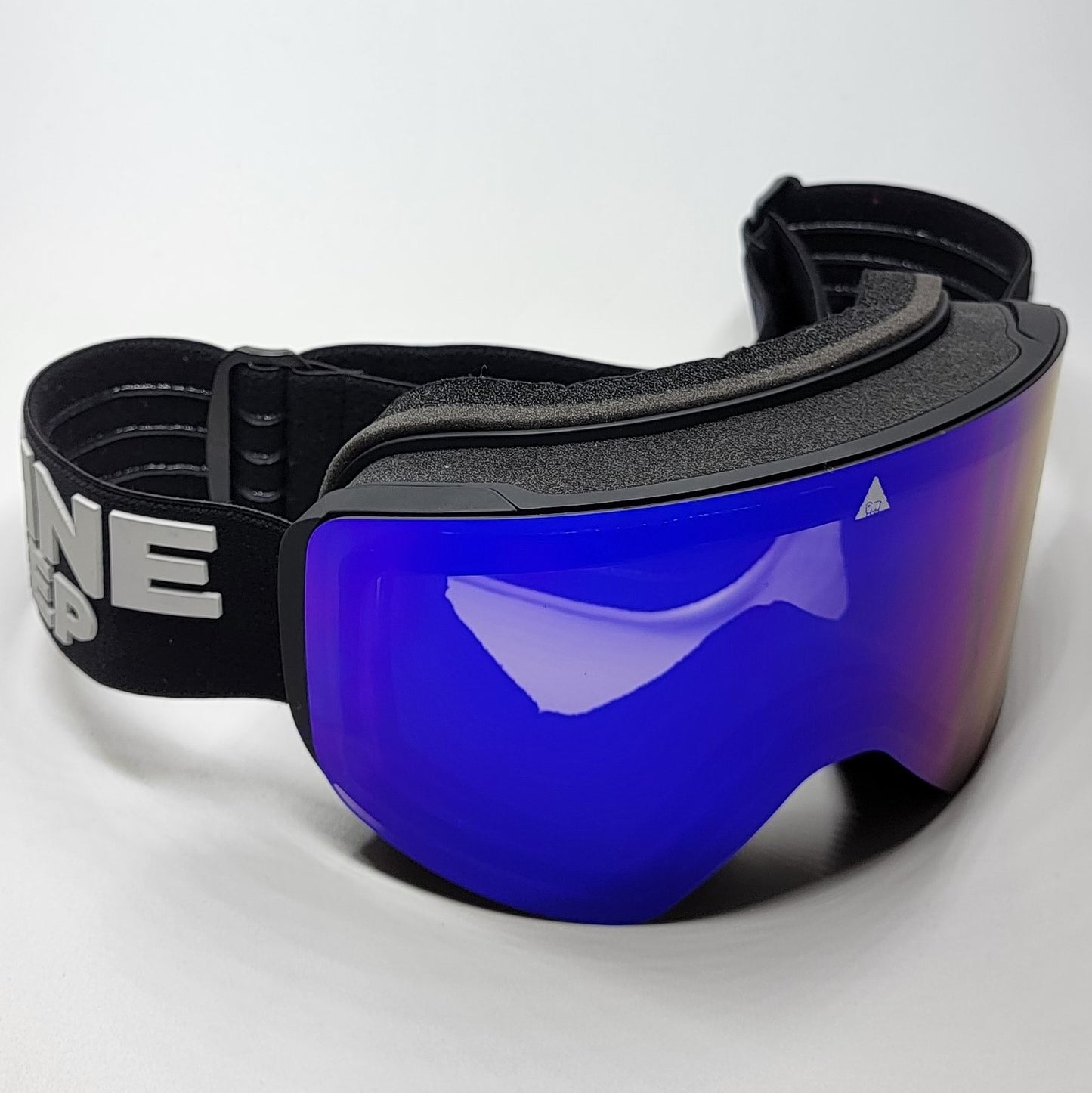 Ski and Snowboard Goggles + Two Magnetic Lenses
