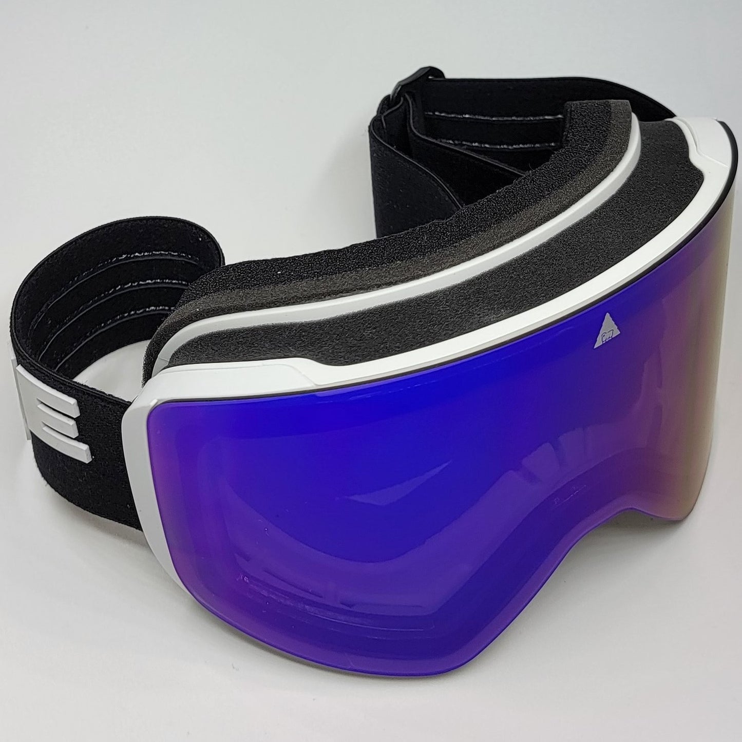 Ski and Snowboard Goggles + Two Magnetic Lenses
