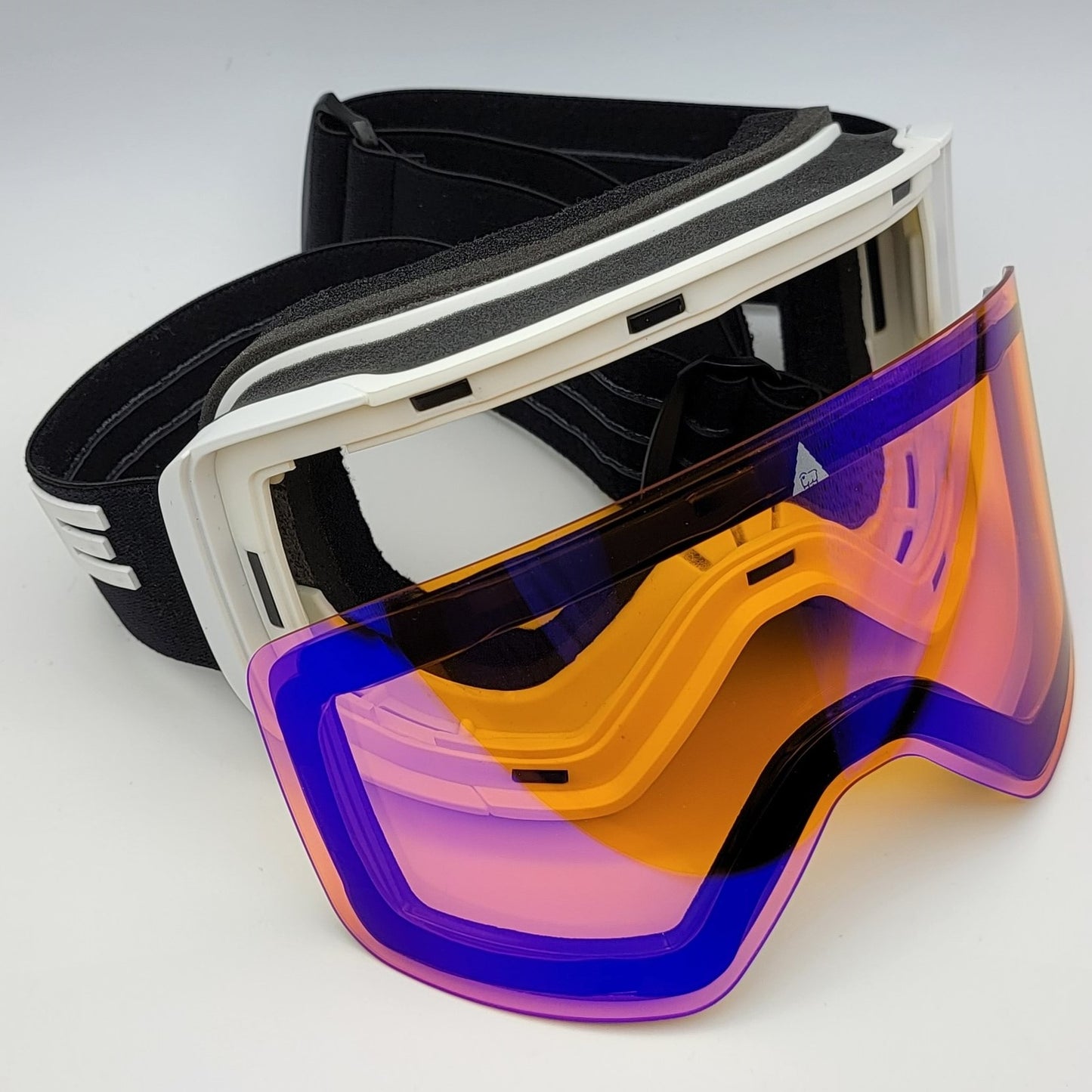 Ski and Snowboard Goggles + Two Magnetic Lenses