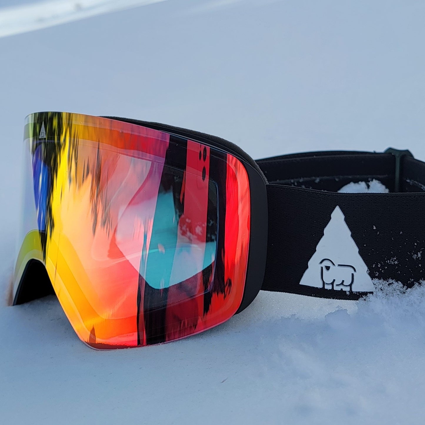 Ski and Snowboard Goggles + Two Magnetic Lenses