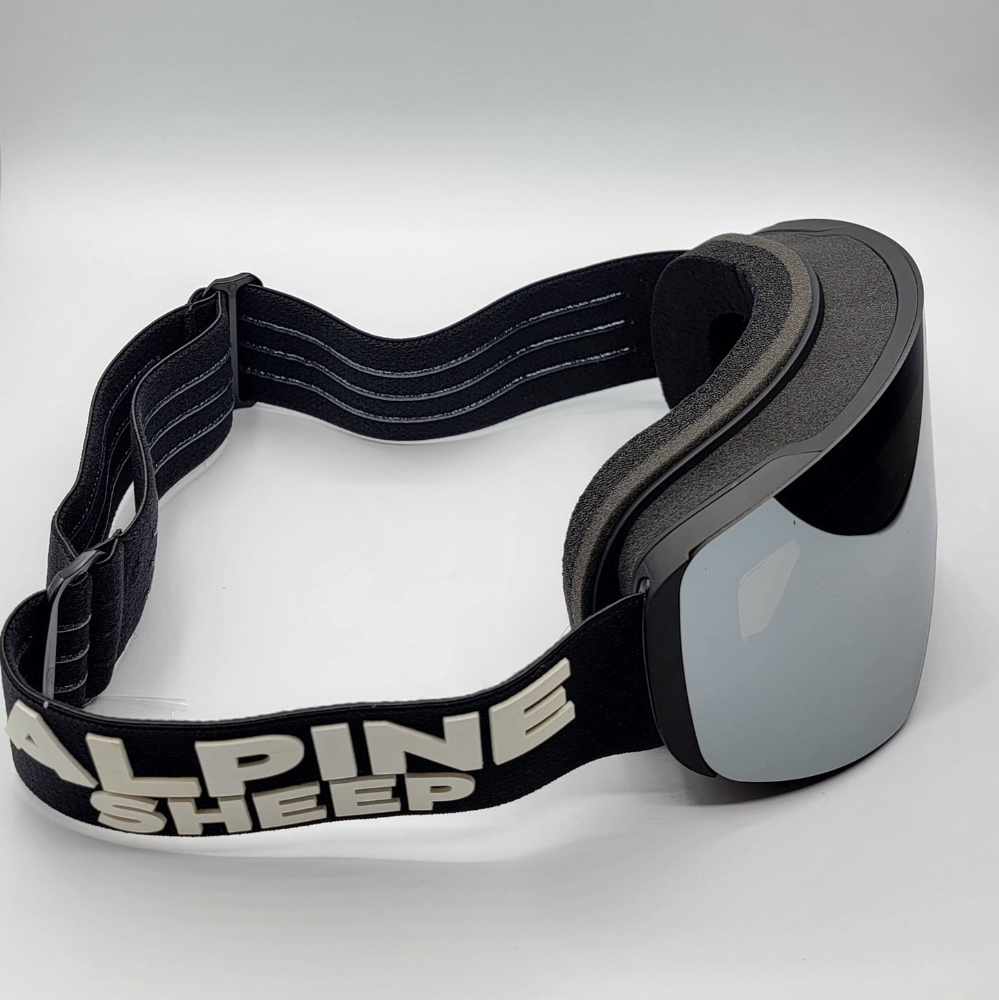 Ski and Snowboard Goggles + Two Magnetic Lenses