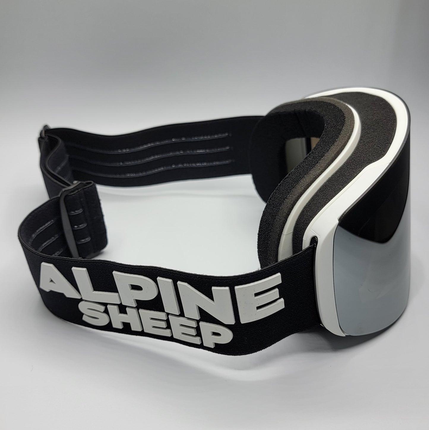 Ski and Snowboard Goggles + Two Magnetic Lenses