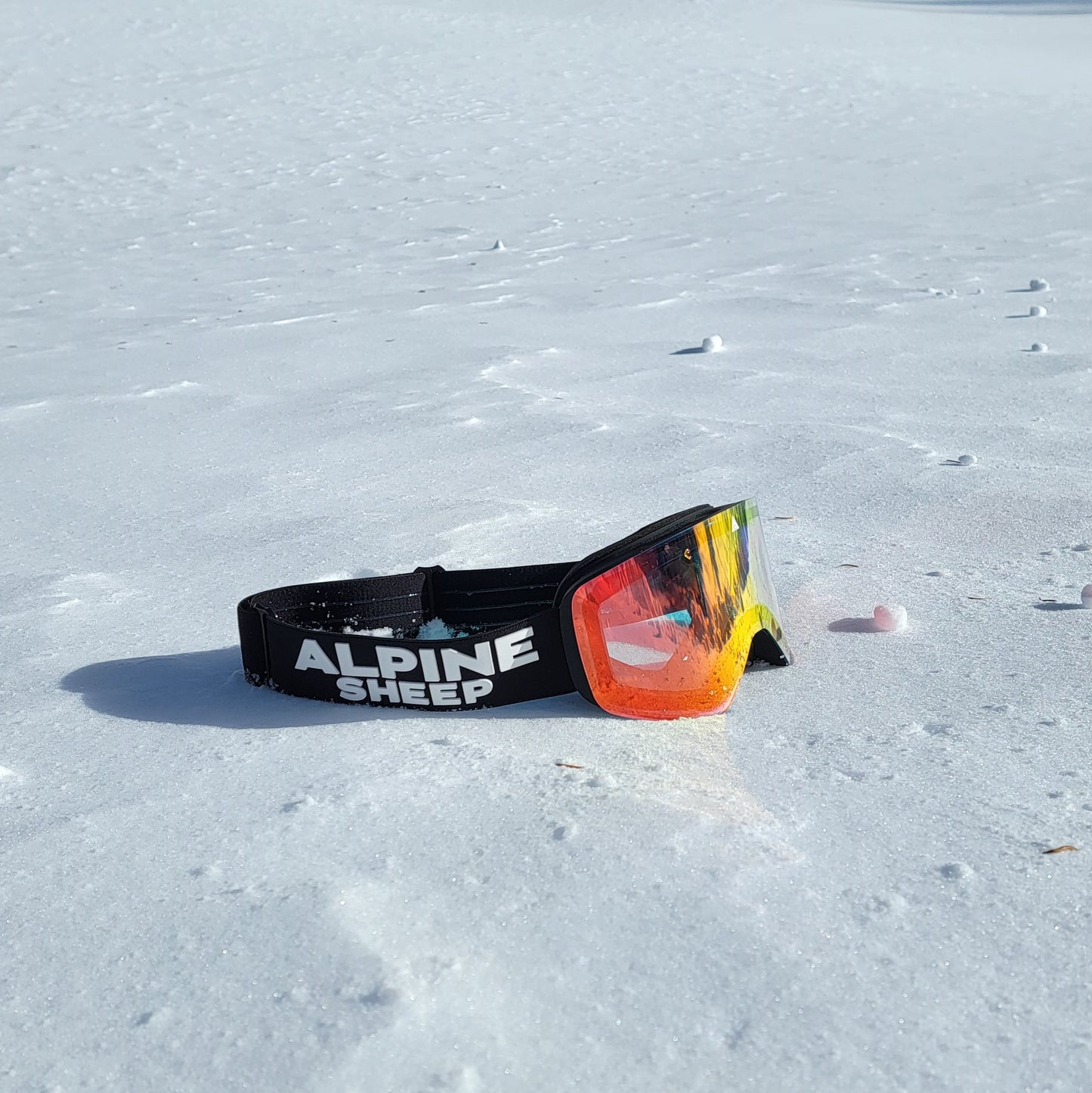 Ski and Snowboard Goggles + Two Magnetic Lenses