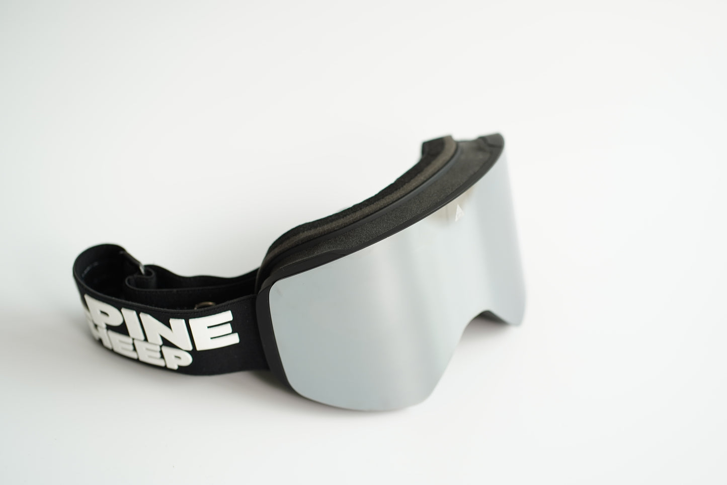 Ski and Snowboard Goggles + Two Magnetic Lenses