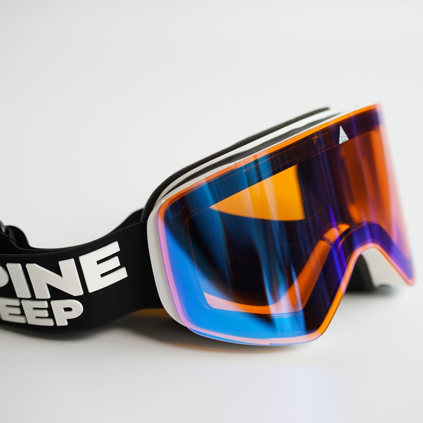 Ski and Snowboard Goggles + Two Magnetic Lenses